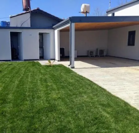 Luxury House Andrijana فيلة Néa Meságkala