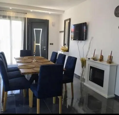 Luxury House Andrijana Néa Meságkala