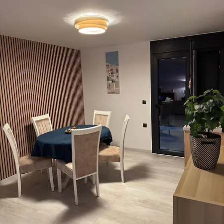 Luxury House Andrijana * Néa Meságkala