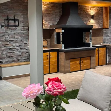 Luxury House Andrijana Néa Meságkala