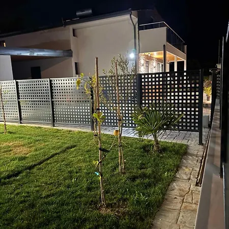 빌라 Luxury House Andrijana