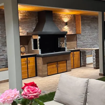 빌라 Luxury House Andrijana Néa Meságkala